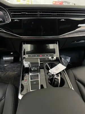 Audi Q8 55 Premium AWD quattro 2020 Gray