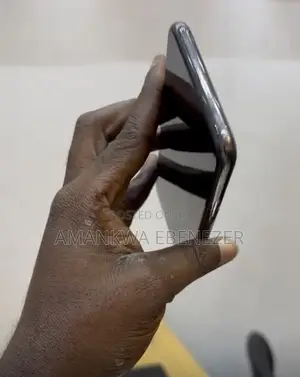 New Apple iPhone 11 Pro Max 64 GB Gray