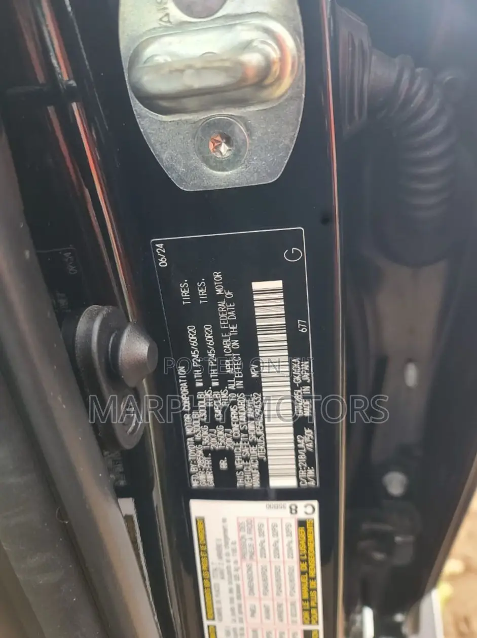 Toyota 4-Runner Limited 4WD 2024 Black