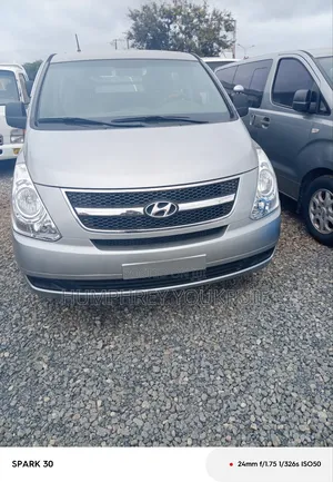 Hyundai H1 2014 Grey