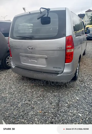 Hyundai H1 2014 Grey