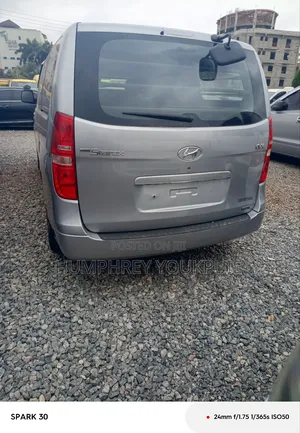 Hyundai H1 2014 Grey