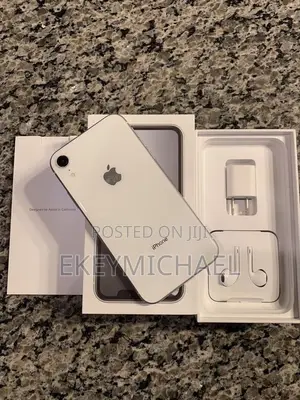 Apple iPhone XR 128 GB White