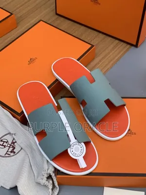 Hermes Izmir Sandals.