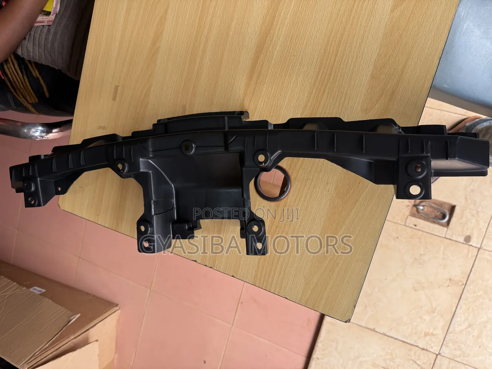 CRV 2020-2022 Top Grille Support Bracket
