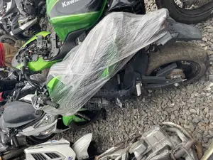 Kawasaki Z125 Pro 2018 Green