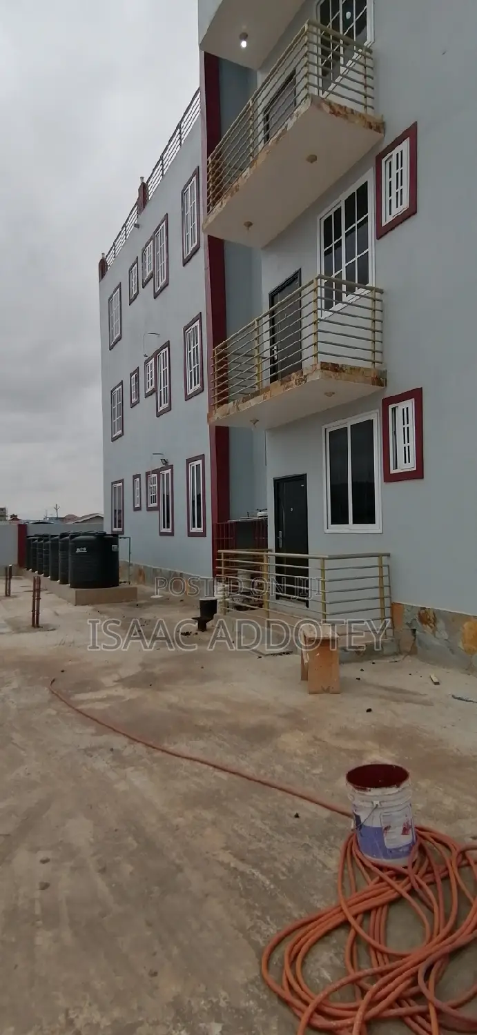 2bdrm Apartment in Lashibi Klagon, Spintex for rent