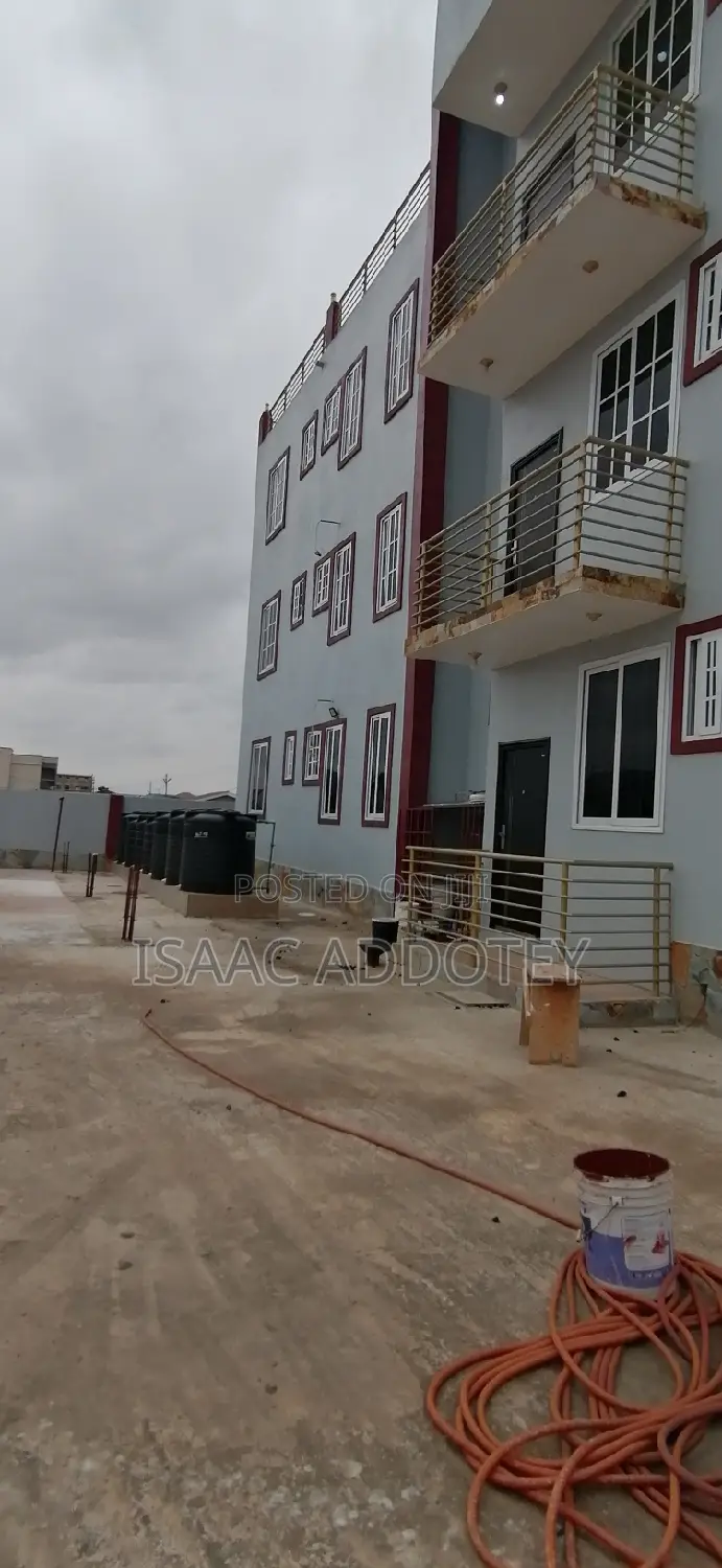 2bdrm Apartment in Lashibi Klagon, Spintex for rent