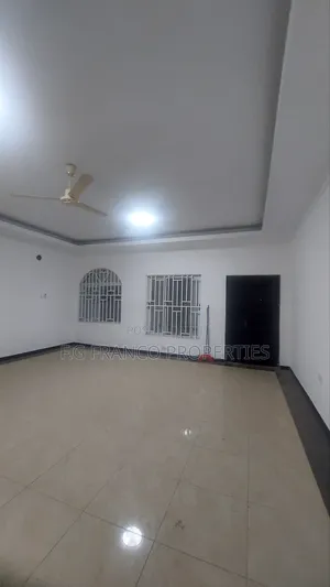 3bdrm House in Kg.Franco Properties, Spintex for rent