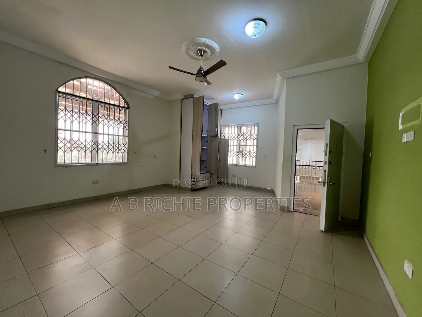 6bdrm Mansion in Ab Richie Properties, East Legon for sale