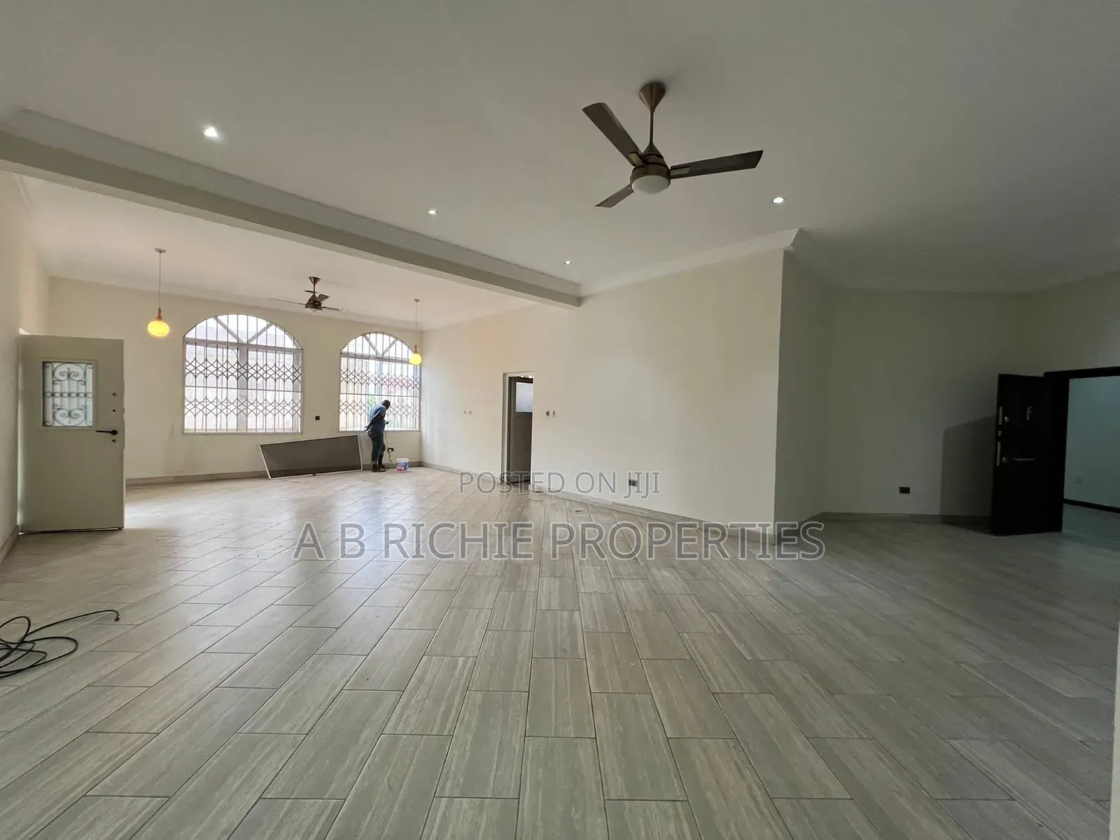 6bdrm Mansion in Ab Richie Properties, East Legon for sale