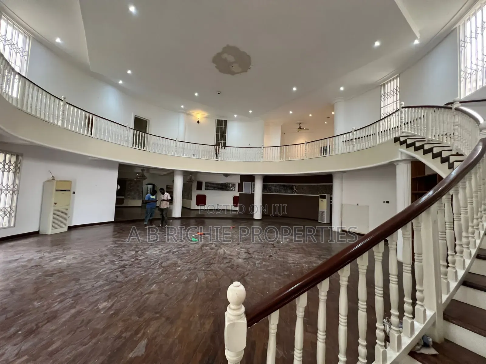 6bdrm Mansion in Ab Richie Properties, East Legon for sale