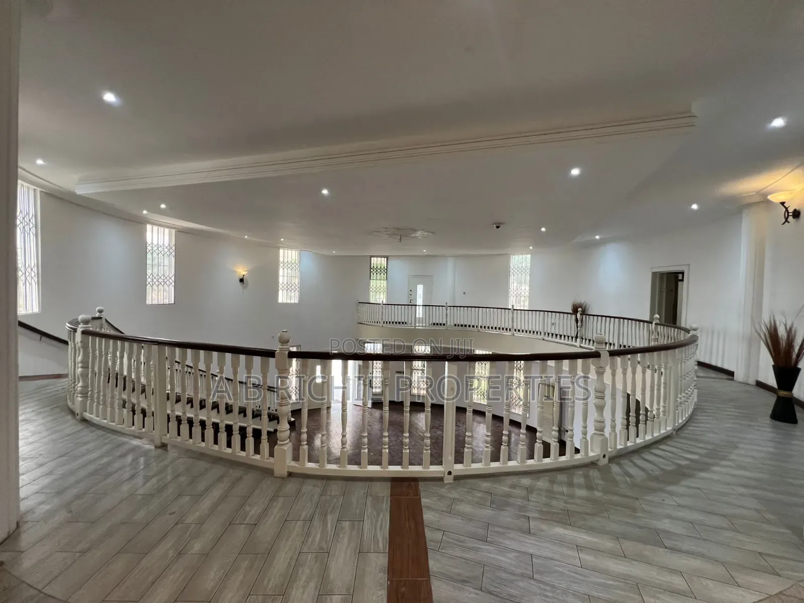 6bdrm Mansion in Ab Richie Properties, East Legon for sale