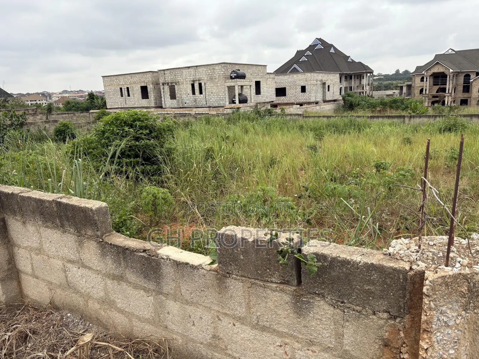 One Plot for Sale at Diamond Hills.