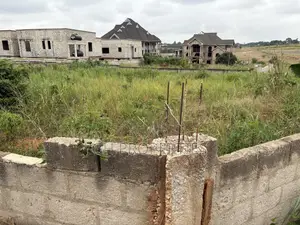 One Plot for Sale at Diamond Hills.