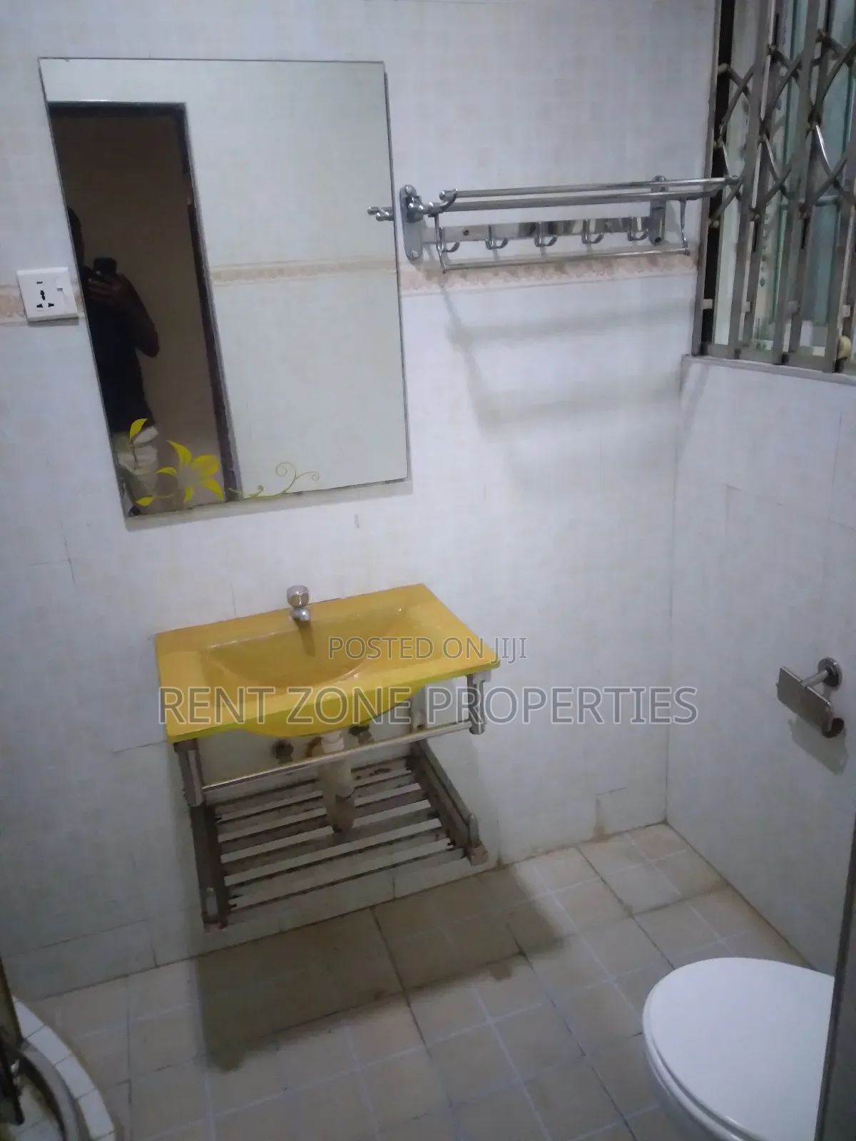 Mini Flat in Rent Zone Properties, Ofankor for rent