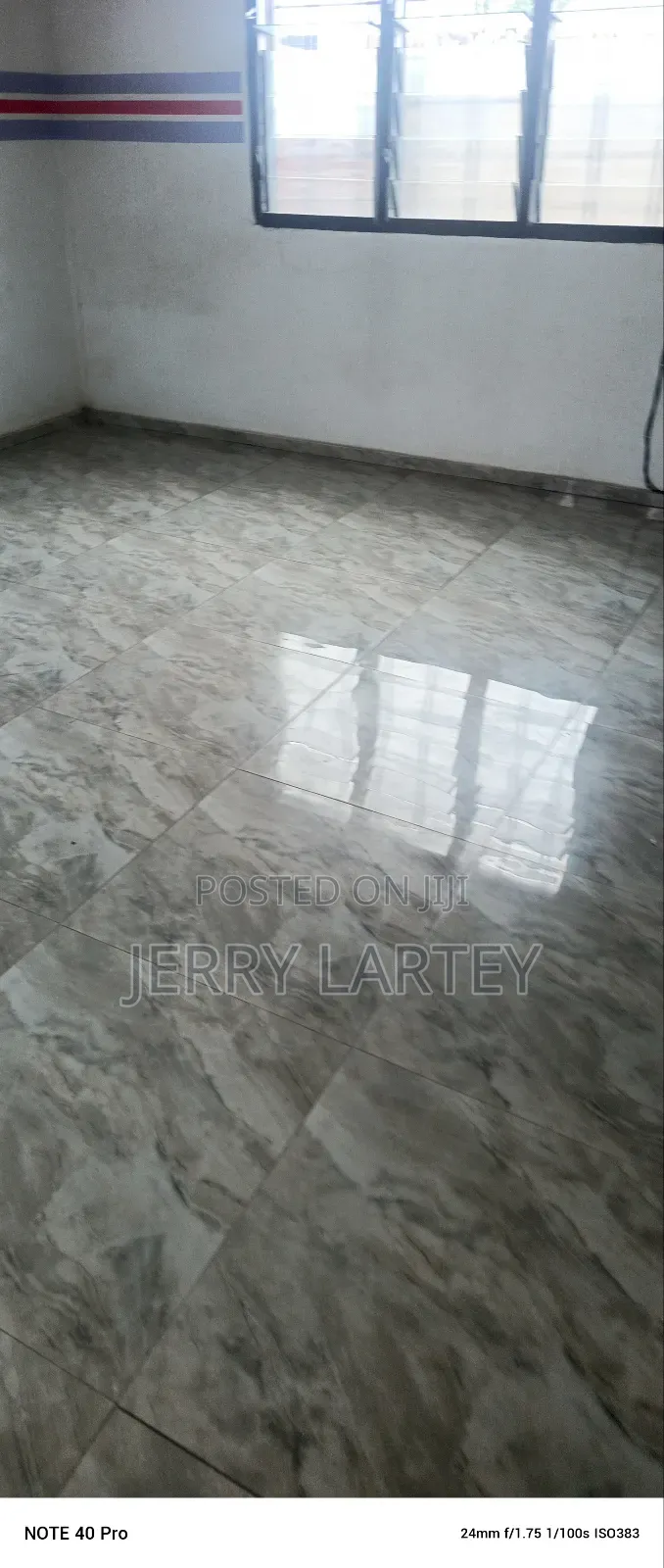 2bdrm Apartment in Dansoman Exhibition for rent