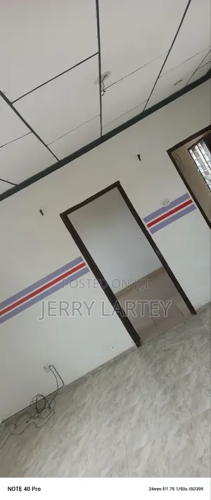 2bdrm Apartment in Dansoman Exhibition for rent