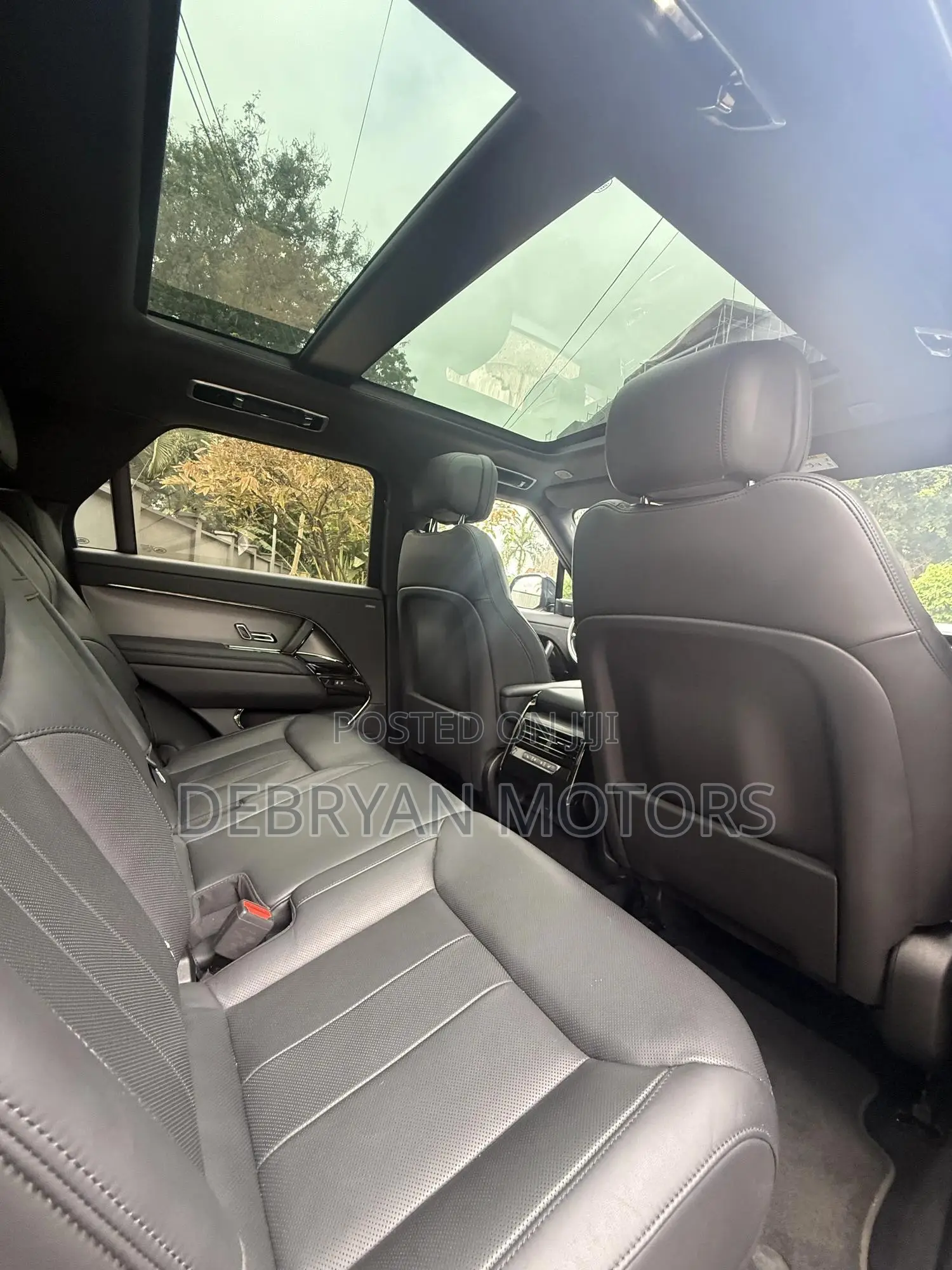 Land Rover Range Rover Sport SE 2024 Black
