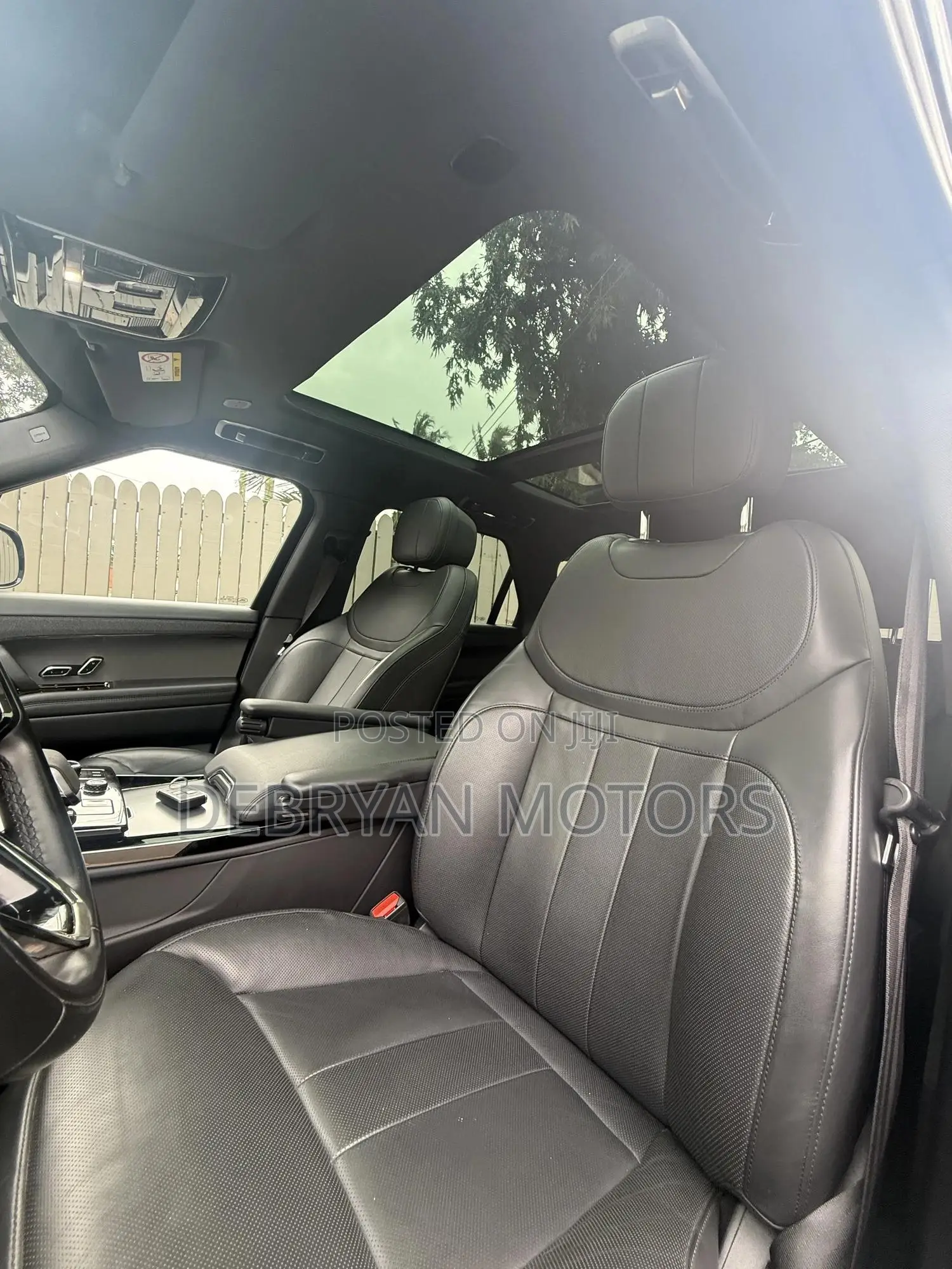 Land Rover Range Rover Sport SE 2024 Black