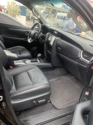 Toyota Fortuner 2021 Black