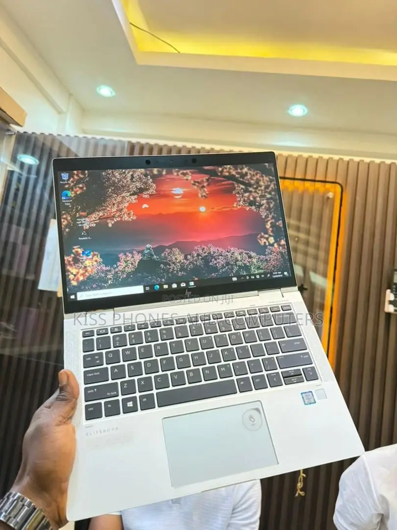 New Laptop HP EliteBook X360 1030 G3 8GB Intel Core I7 SSD 512GB