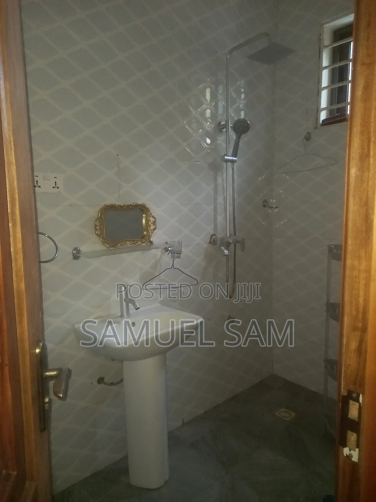 2bdrm Apartment in Tema Com 10 for rent