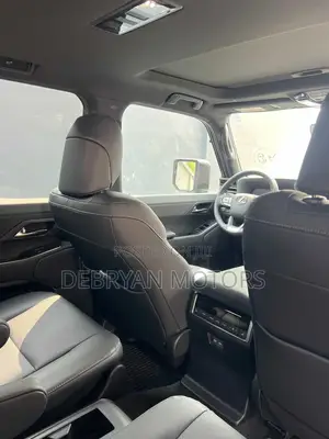 New Lexus GX 2025 Gray