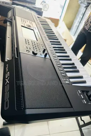 Yamaha Psr - Sx920 Digital Arranger Keyboard
