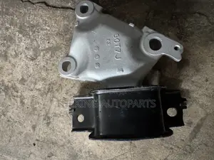 HRV 2016 to 2021 Engine Seat