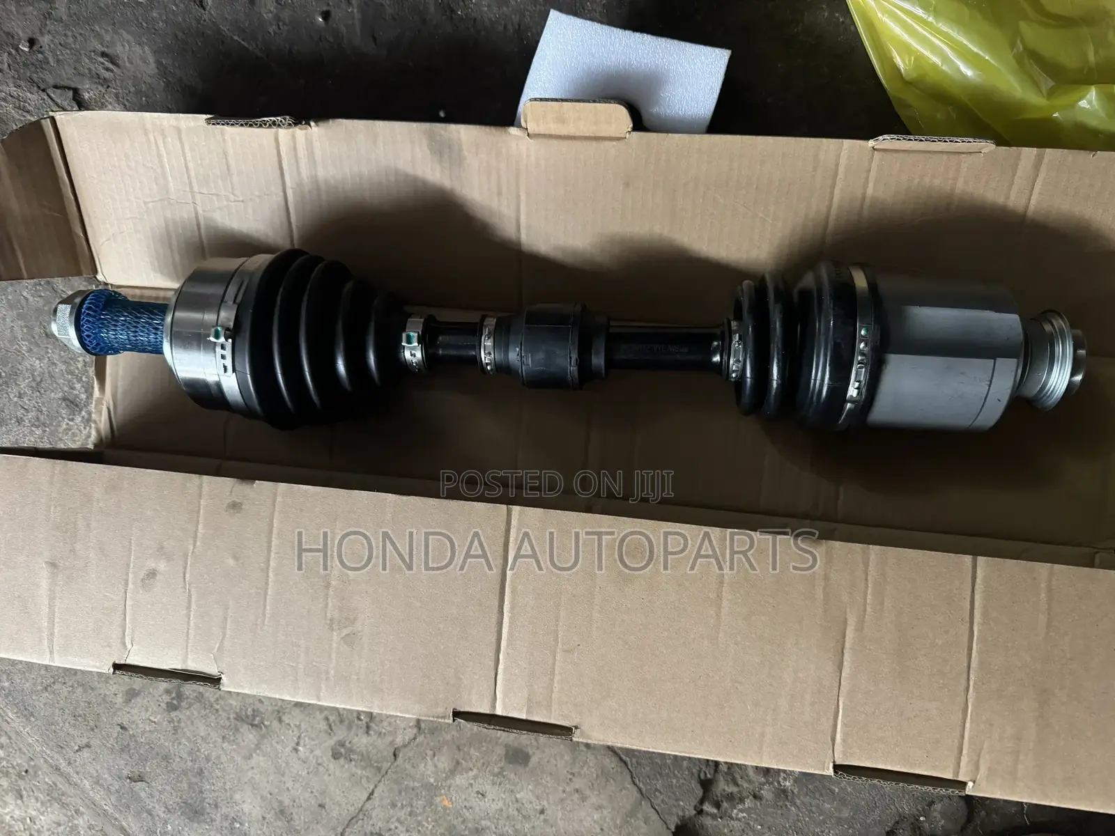 Honda Accord 2.0 Drive Shaft.