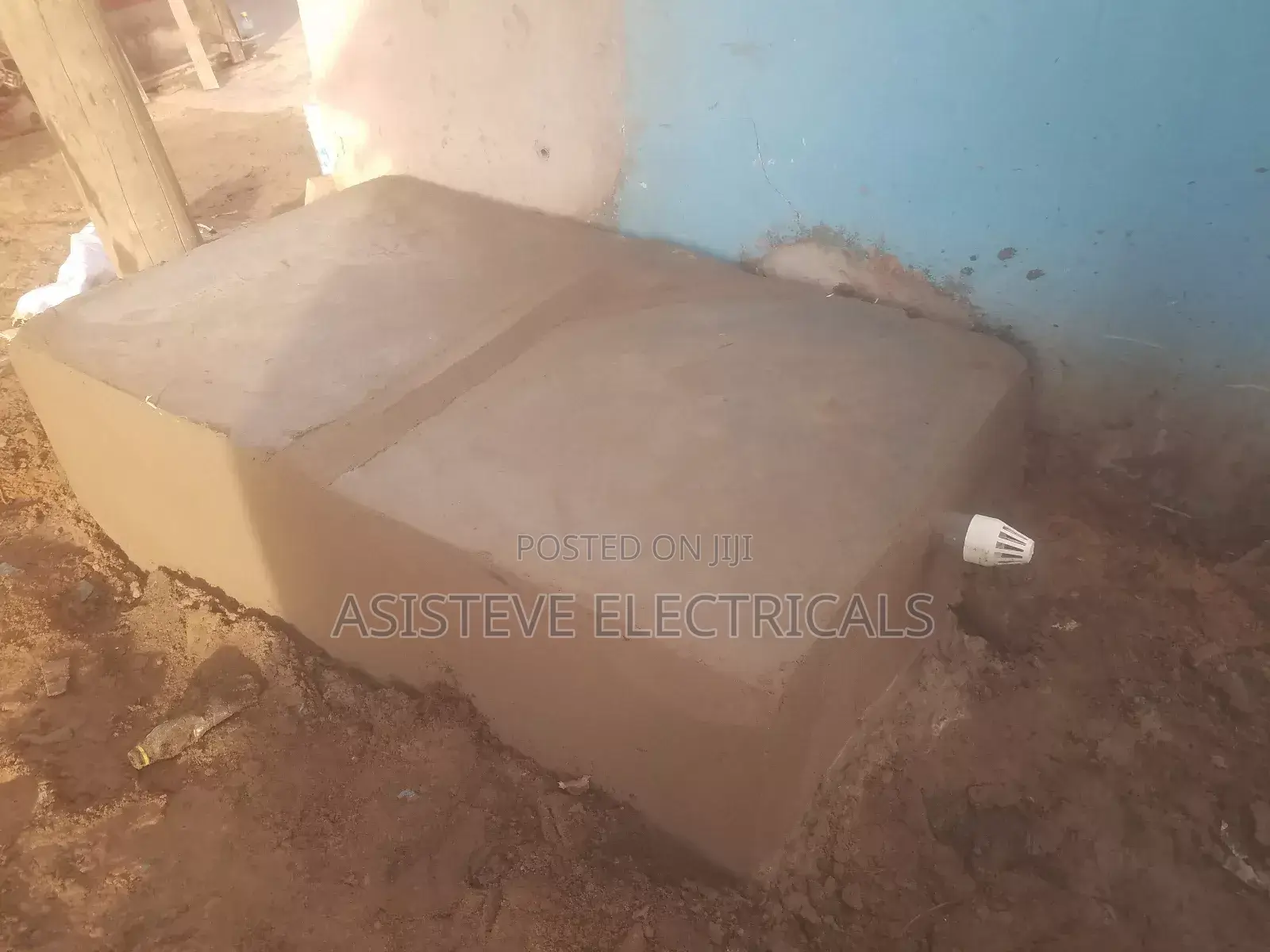 Biodigester Toilet With Material