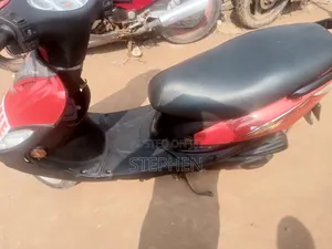 Kymco 2022 Red