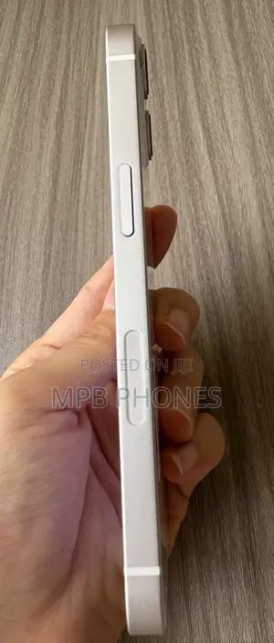 Apple iPhone 13 128 GB White