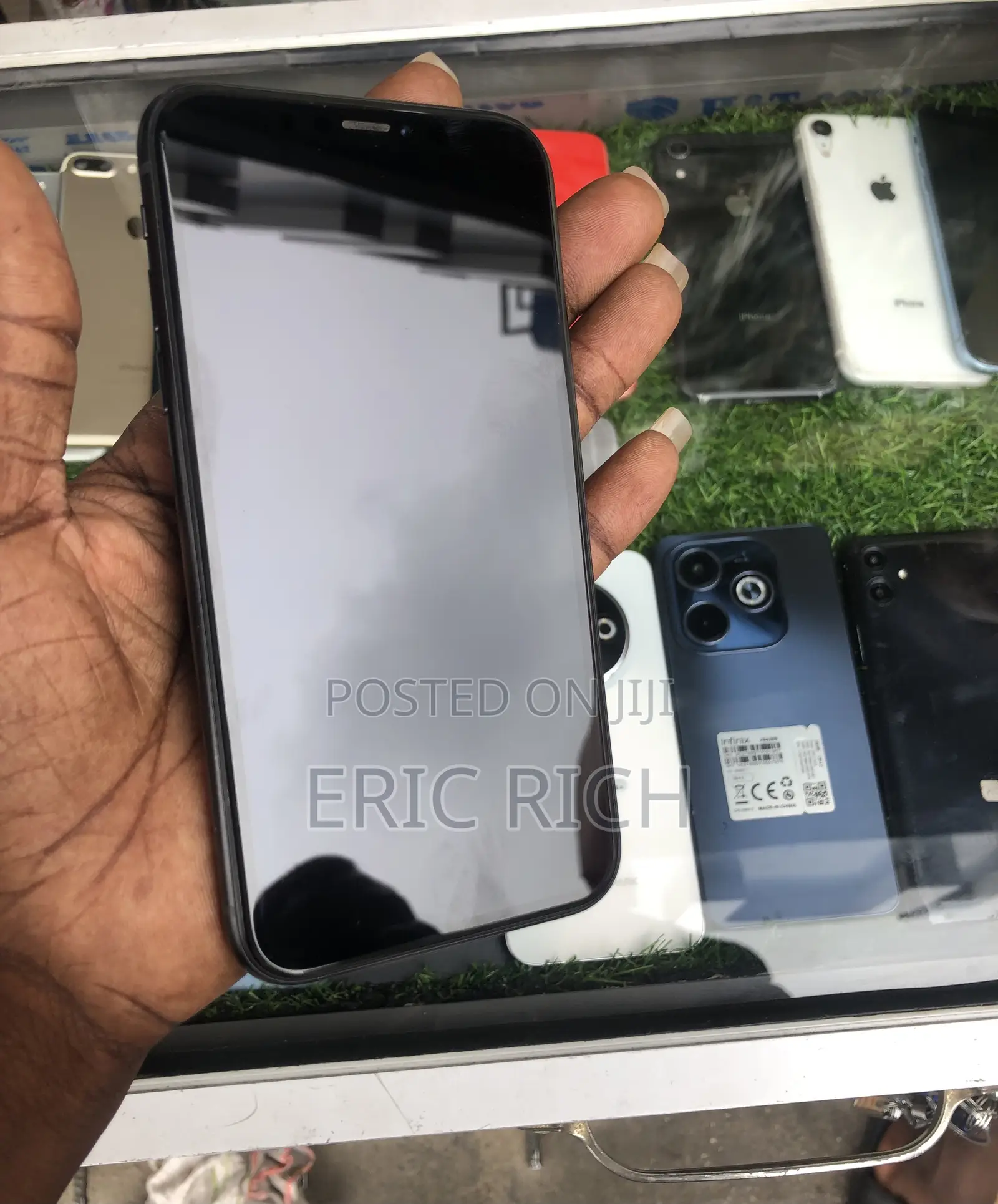 Apple XR 128 GB Black