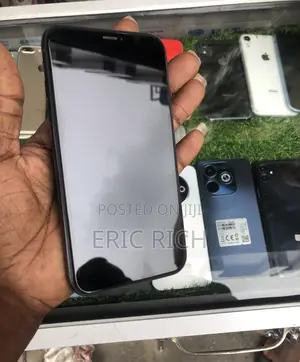 Apple XR 128 GB Black