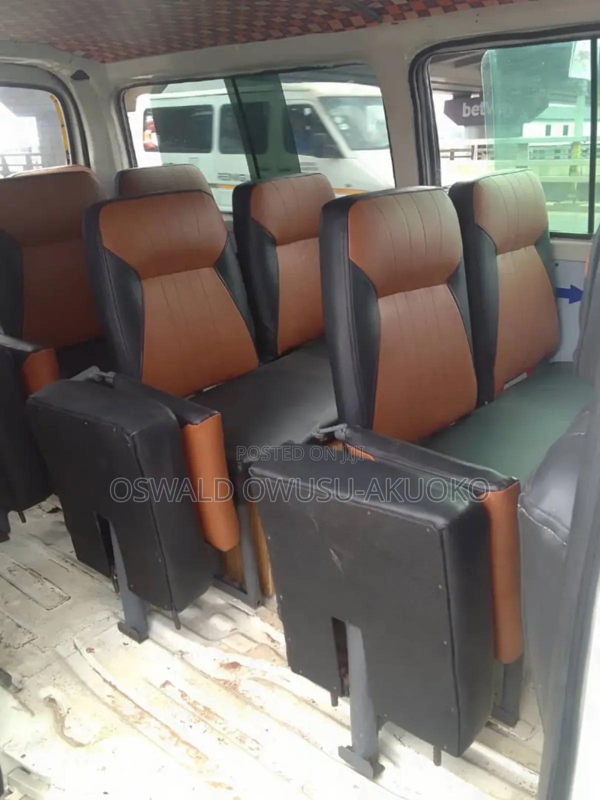 Toyota HiAce 2003 White