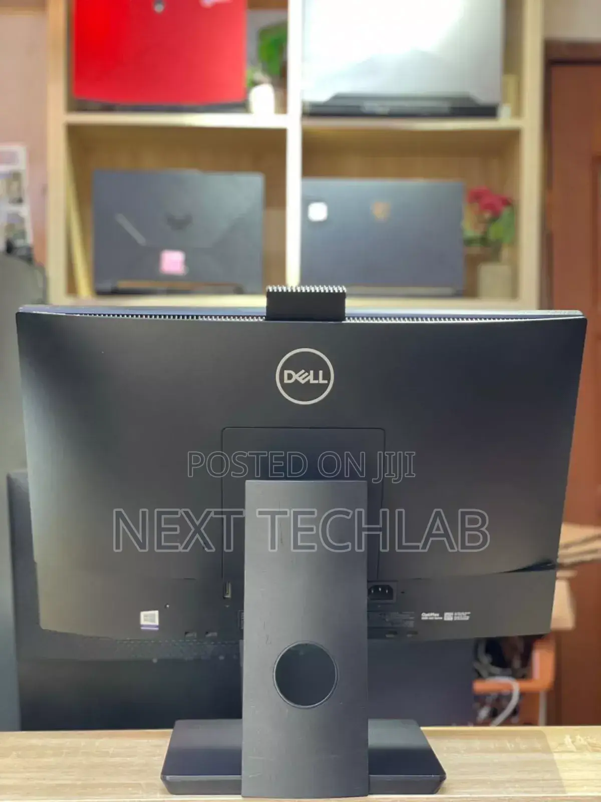 Desktop Computer Dell OptiPlex 5260 8GB Intel Core i5 SSD 256GB