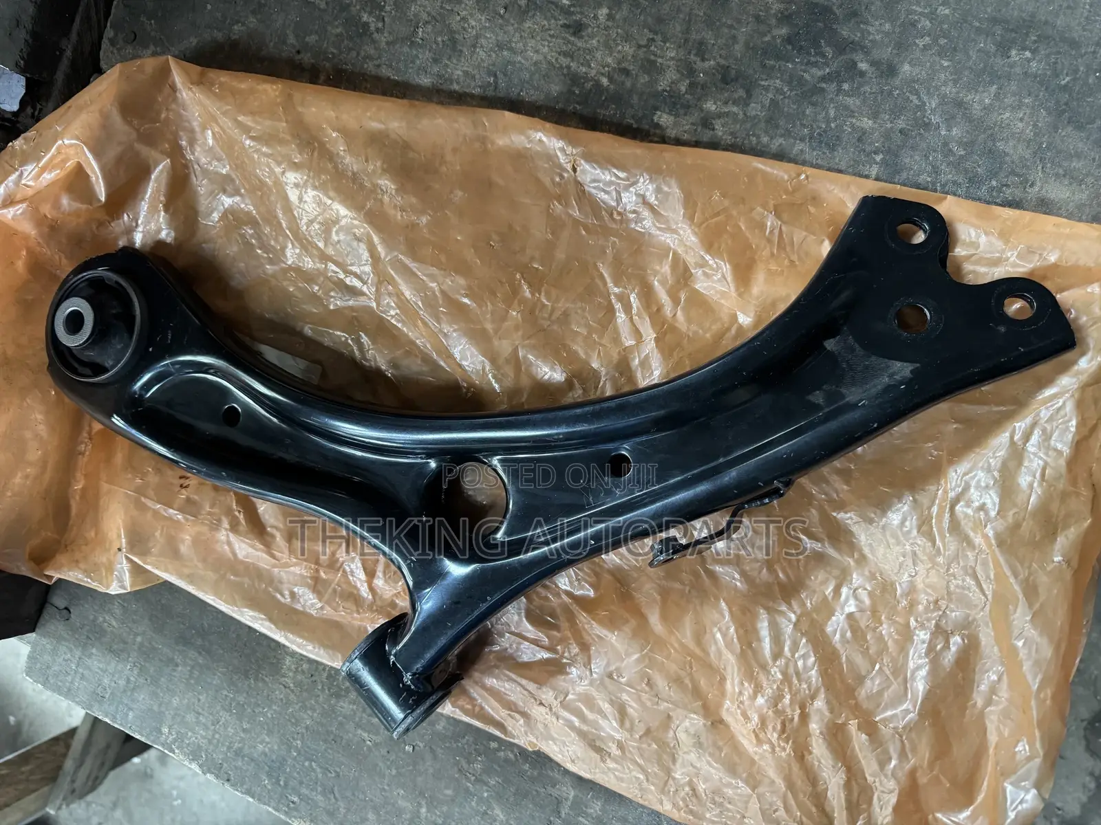 Honda HRV 2016,2017,2018,2019 Lower Arm.