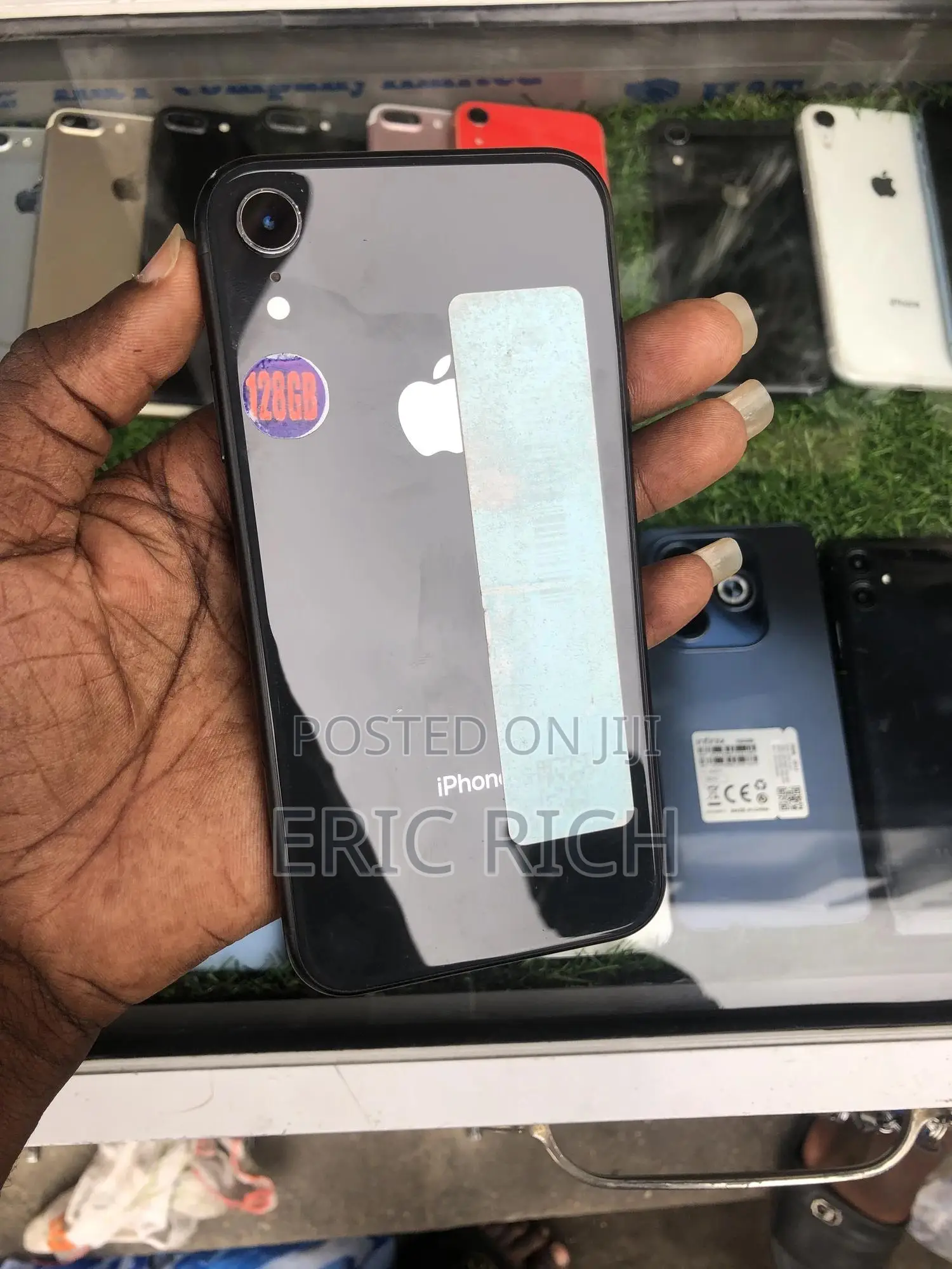 Apple XR 128 GB Black