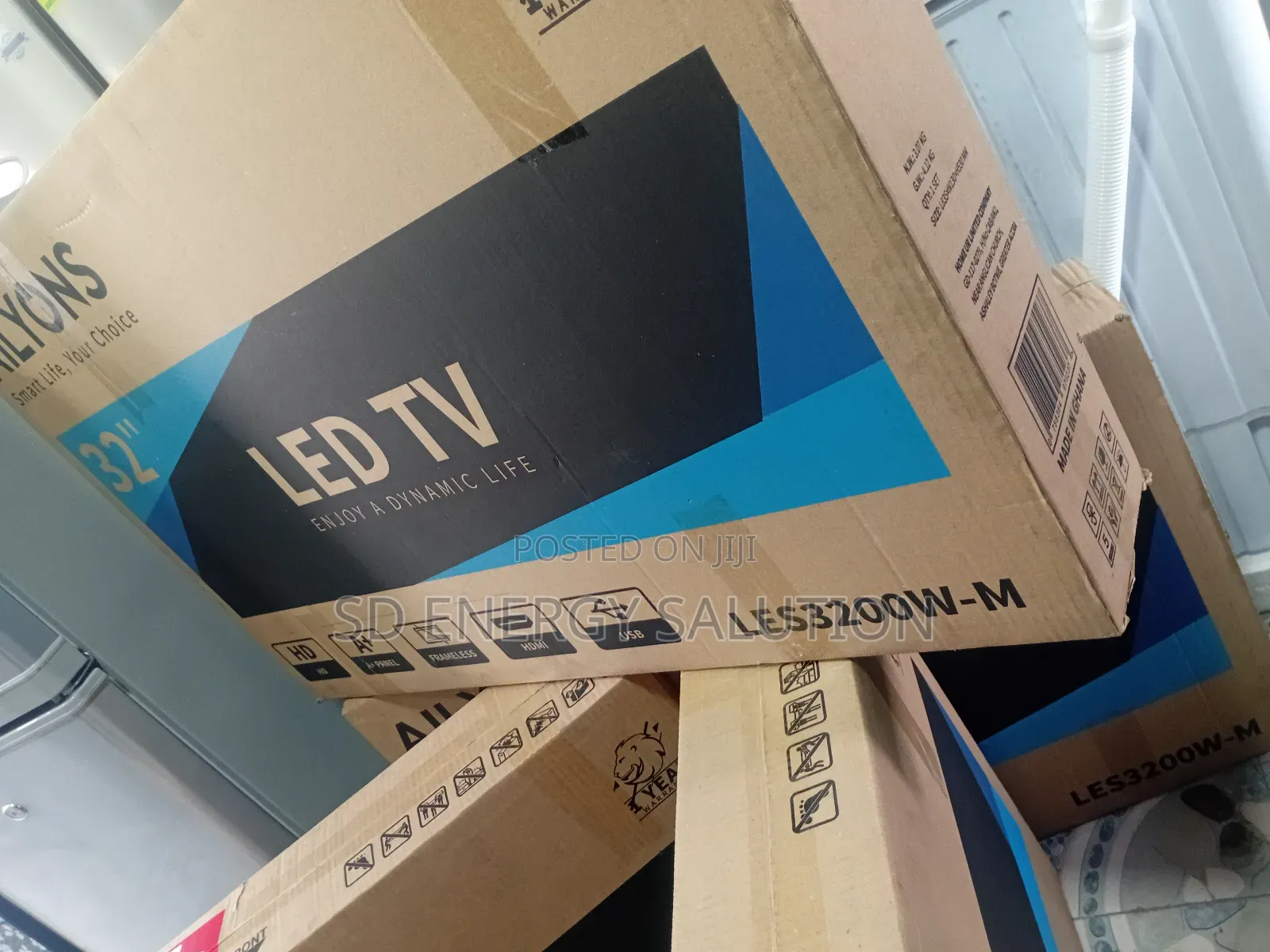 Aswome Ailyons 32inches Led A+ Panel Tv Ailyons
