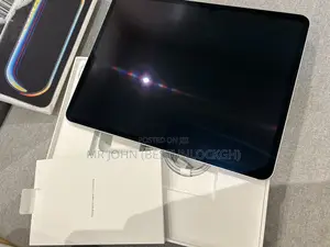 Apple iPad Pro 13 (2024) 256 GB Silver