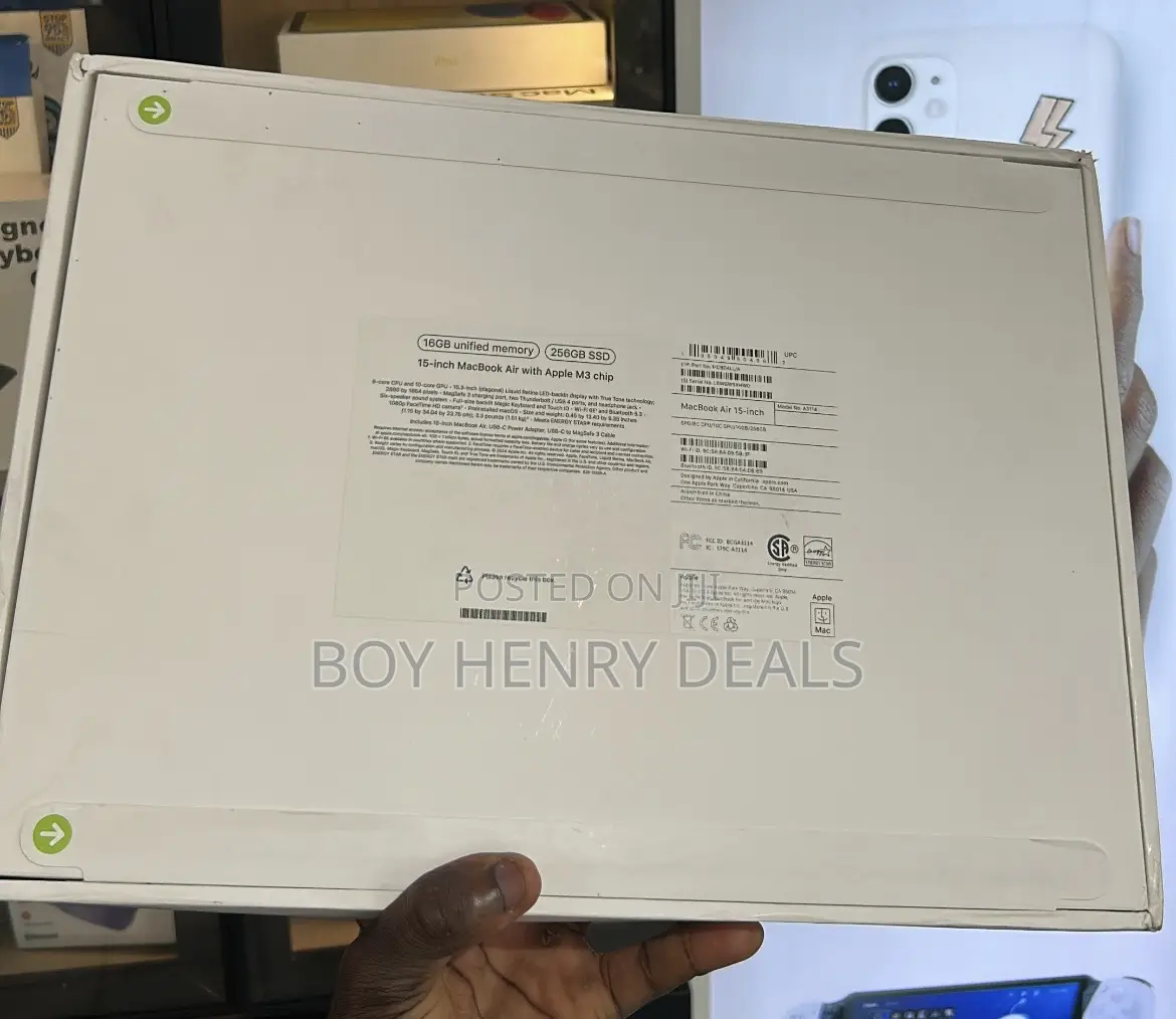 New Laptop Apple MacBook Air 2024 M3 15-Inch 16GB Apple M3 SSD 256GB