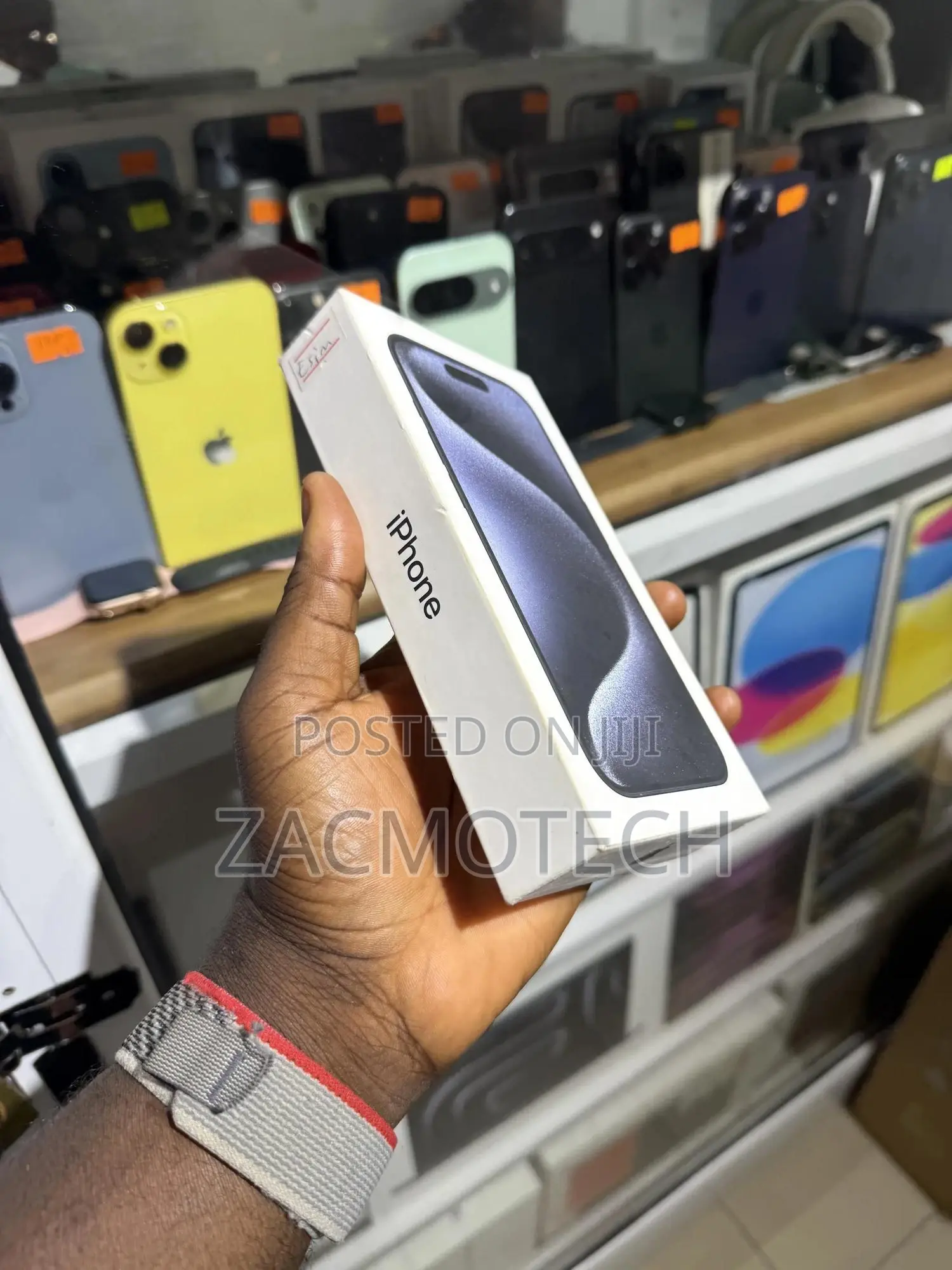 New Apple iPhone 15 Pro 256 GB Blue