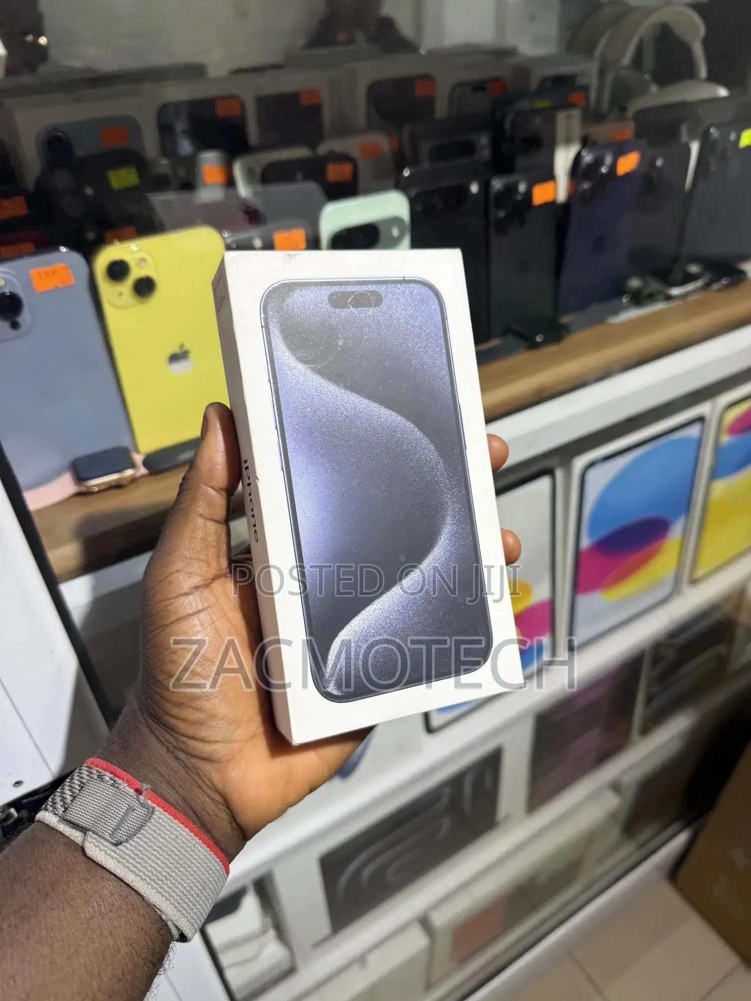 New Apple iPhone 15 Pro 256 GB Blue