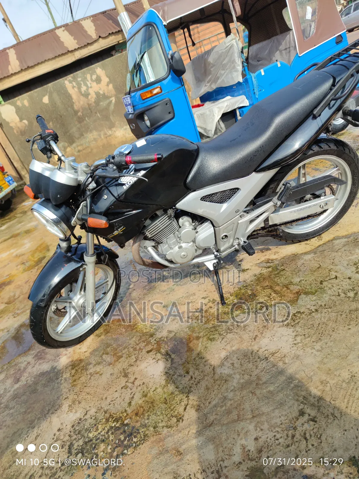 Honda CB 2018 Black