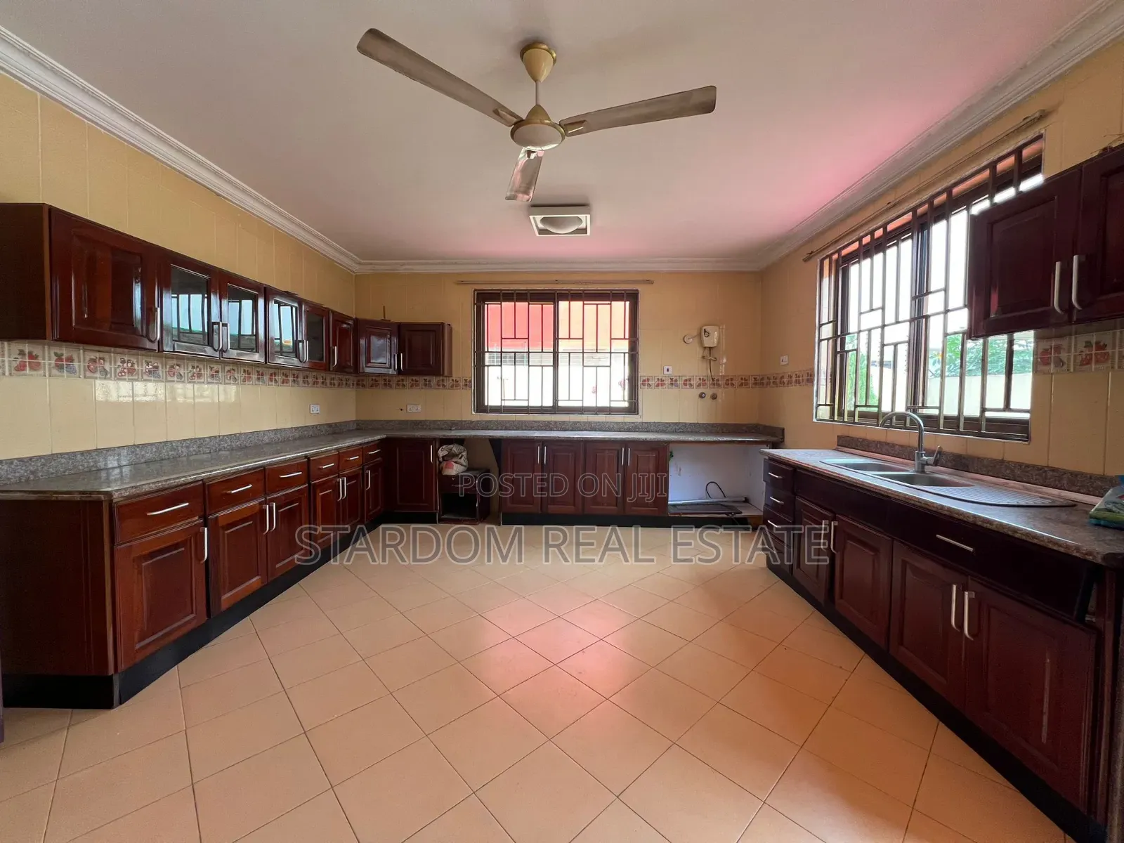 4bdrm Duplex in East Legon, Adjiriganor for rent