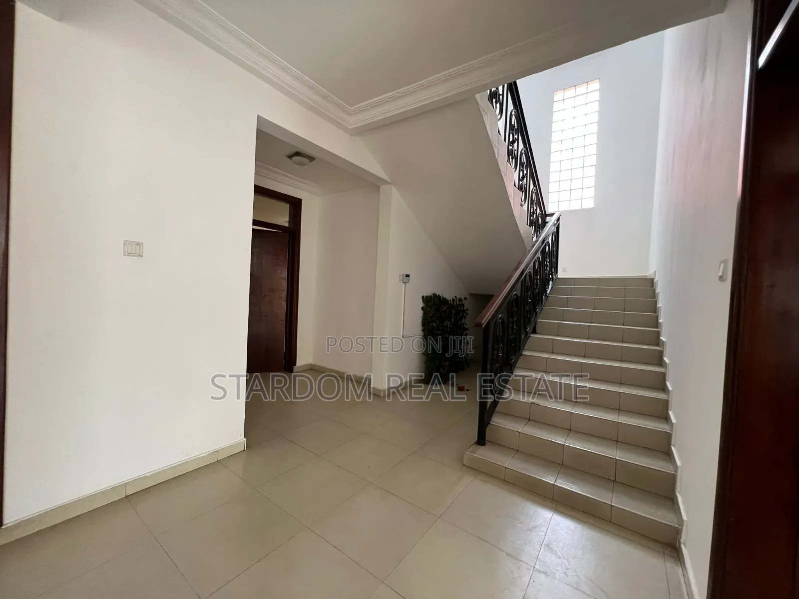 4bdrm Duplex in East Legon, Adjiriganor for rent