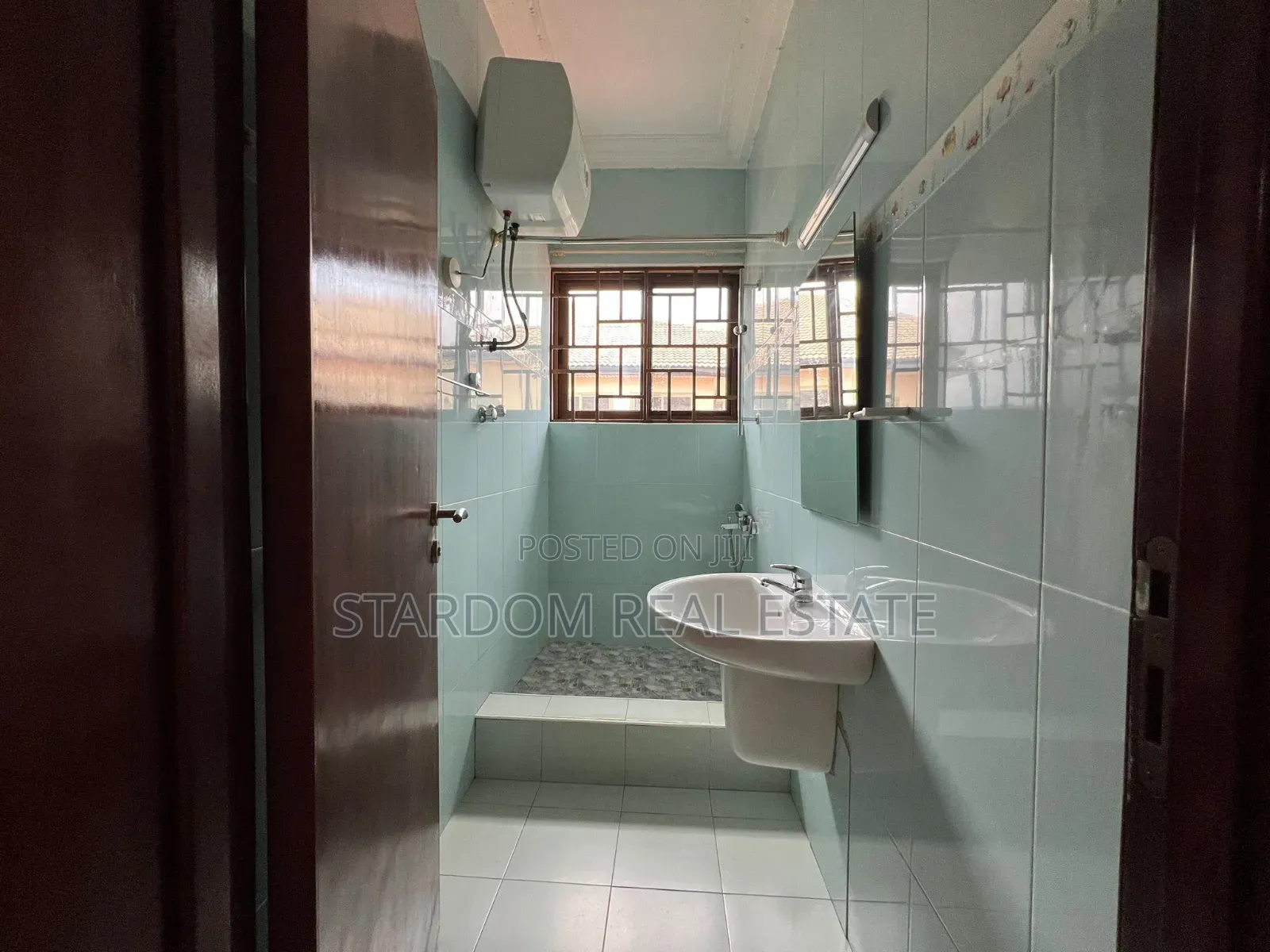 4bdrm Duplex in East Legon, Adjiriganor for rent