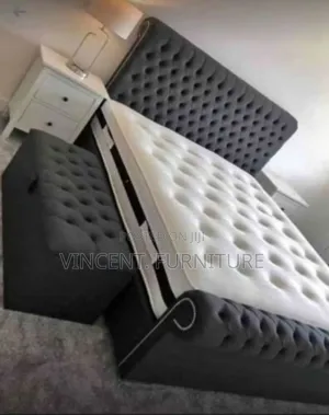 Queen Size With Mattress and Ottoman